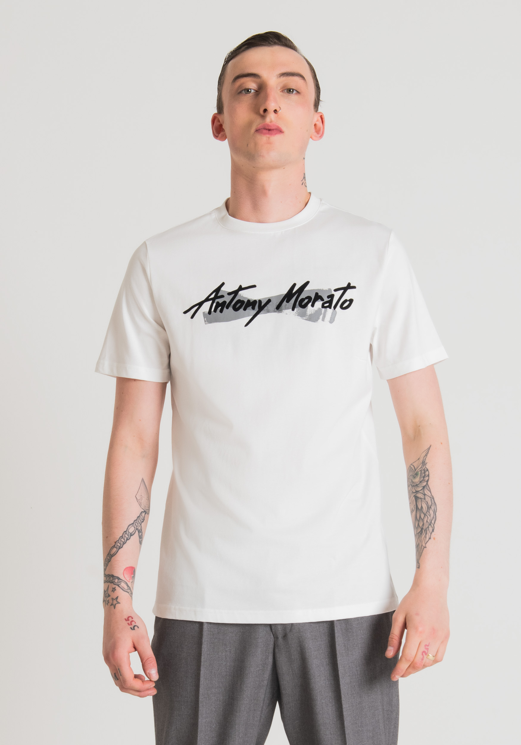 Antony Morato T-Shirt Regular Fit En Pur Coton Avec Imprime Logo En Caoutchouc Creme | Homme T-Shirts Et Polos