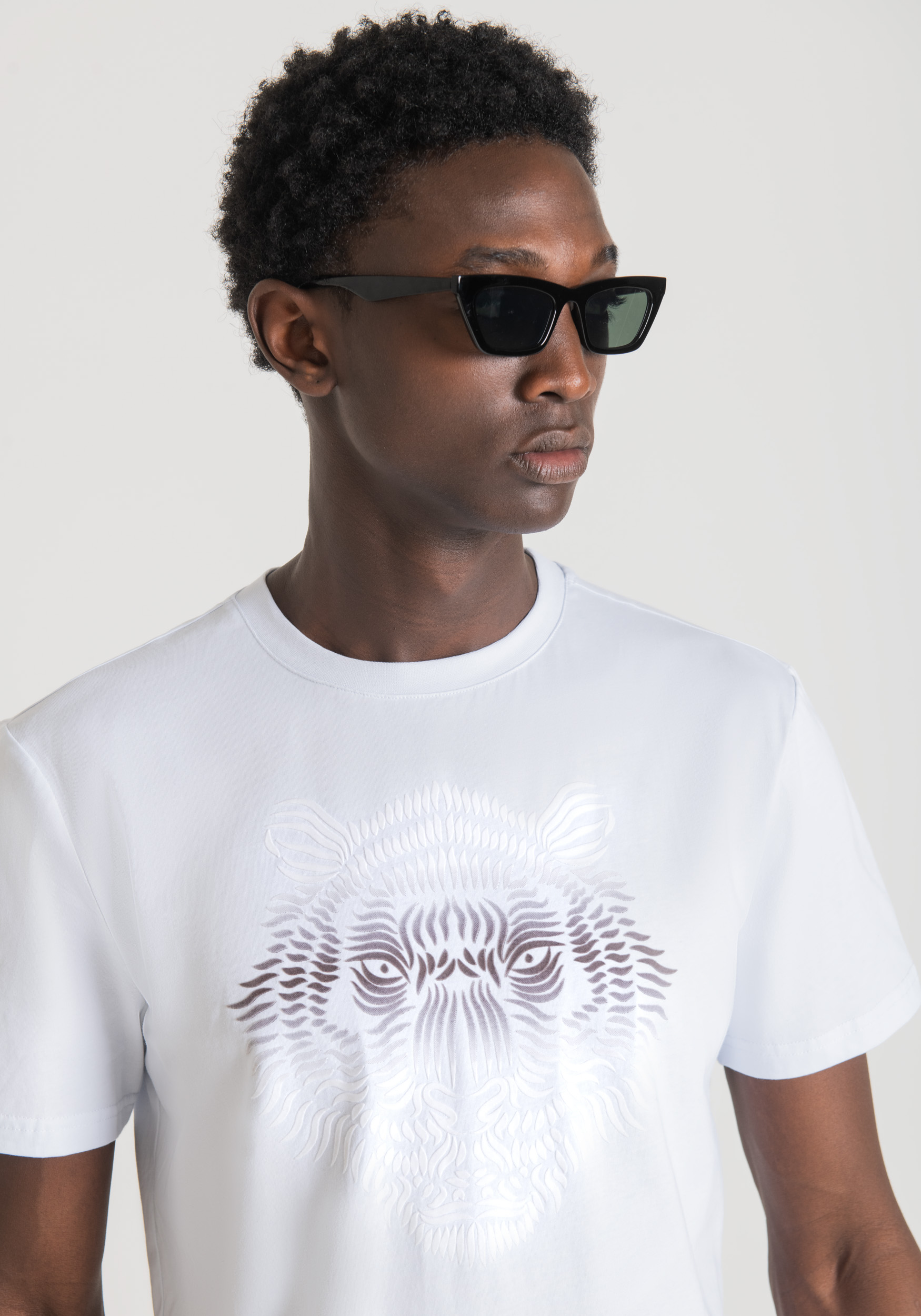 Antony Morato T-Shirt Slim Fit En Coton Avec Imprime Tigre Degrade Blanc | Homme T-Shirts Et Polos